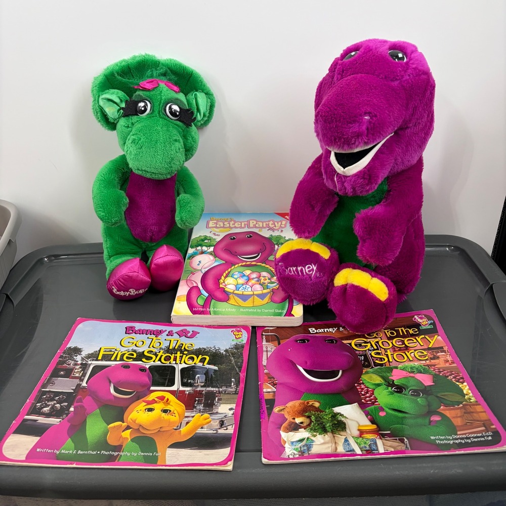 Vintage 1992 Barney & Baby Bop Plush Toy Lot with 3 Barney & Friends Books